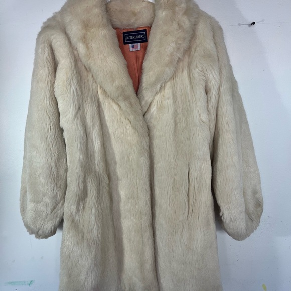 Luxurious Cream Teddy Jacket by Outerlayers, 80s/90s glam - Picture 1 of 7